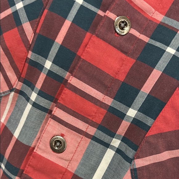 Patagonia Red and Blue Casual Button Down Short Sleeve Shirt. Large - Picture 3 of 9